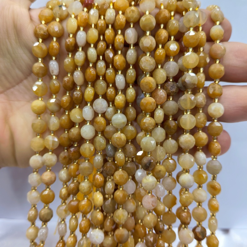 Vieux jade jaune