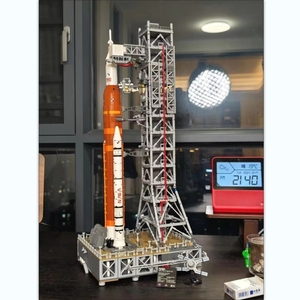 ชุดแม่พิมพ์ของเล่นชุดบล็อกตัวต่อจรวด SLS 3601 10341ระบบการเปิดตัวพื้นที่ใหม่ - Product Image 1