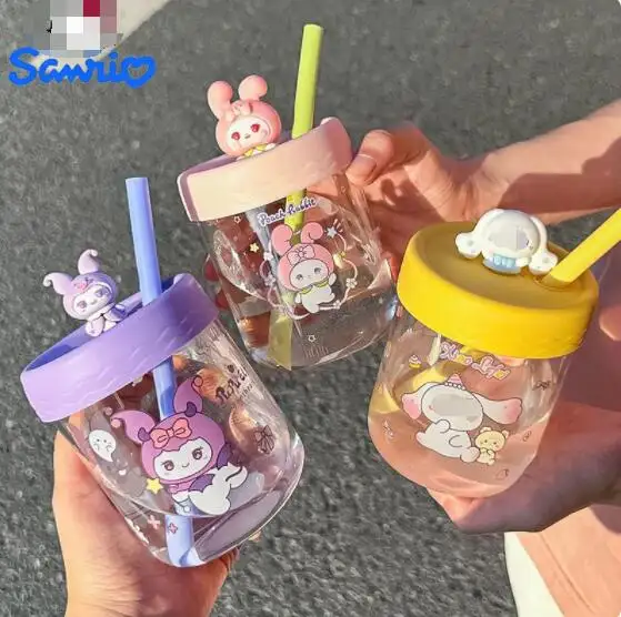 Botu350ML Sanrioed Kuromi My Melodyかわいい漫画のガラスの妖精のミルクカップ夏のウォーターカップと段階的なストローカップガールギフト
