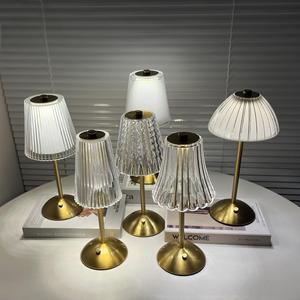 โคมไฟตั้งโต๊ะ LED สุดสร้างสรรค์พร้อมโคมไฟตั้งโต๊ะไร้สายแบบชาร์จไฟได้สำหรับโคมไฟตั้งโต๊ะแบบพกพาในร้านอาหารสุดหรู - Product Image 3