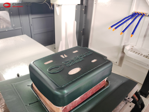 Línea de producción de maletas de punzonadora de corte de máquina CNC Robot - Product Image 5