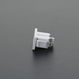 ซ็อกเก็ตไฟ8 IN-LINE แบบสองรูซ็อกเก็ตโซลิดคอร์ DB-8-06 10A ซ็อกเก็ตพีวีซีแบบพกพา - Product Image 6