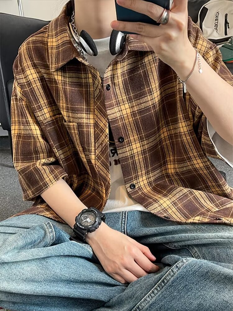 สีน้ำตาล