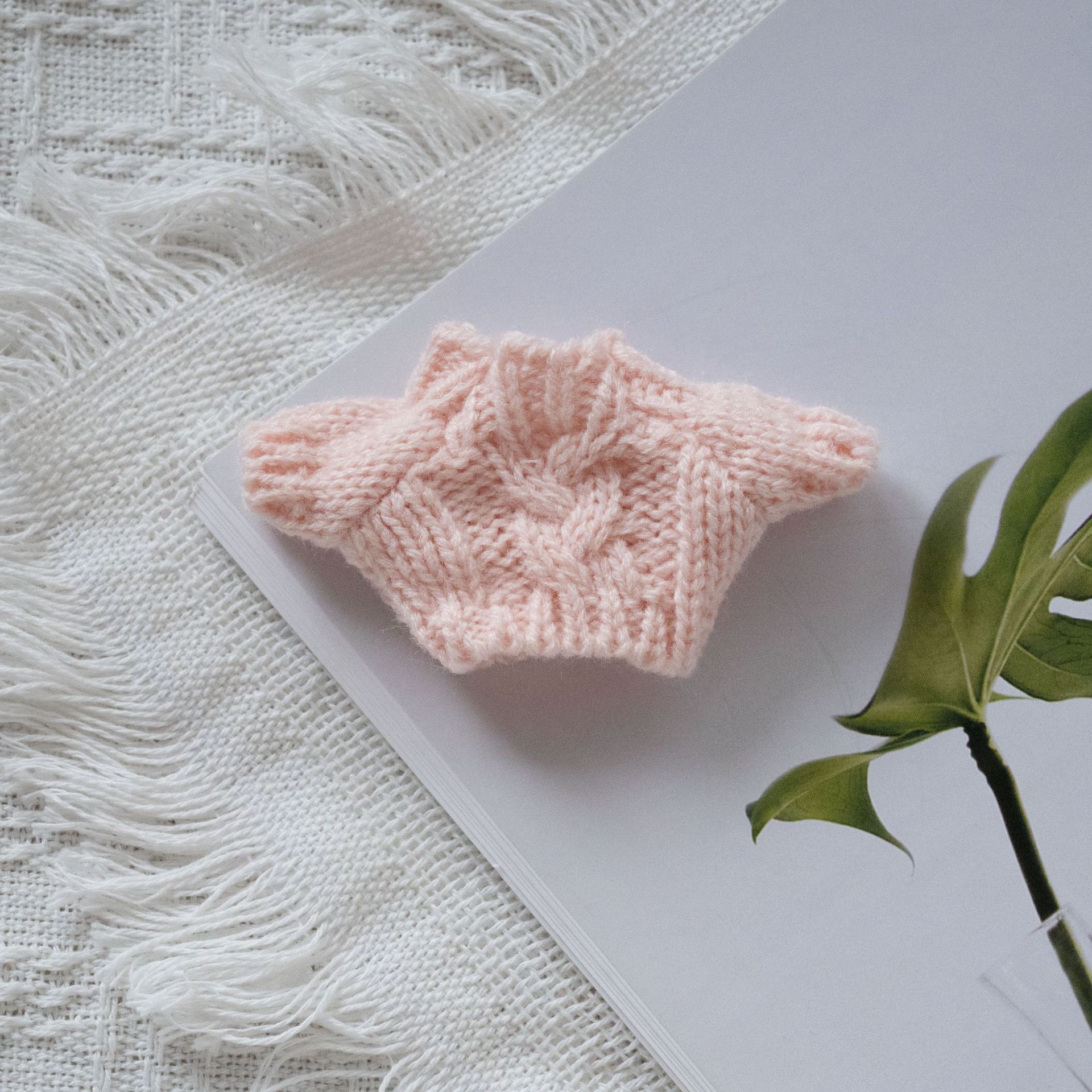 Motif torsadé rose chair