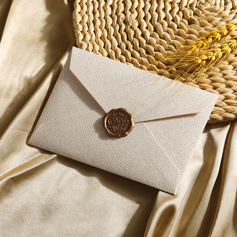 1 enveloppe en lin blanc + 1 sceau de cire