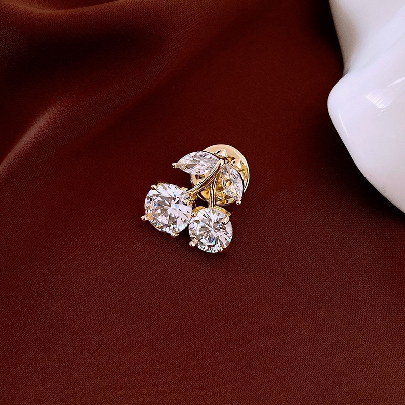 103# broche-or (plaqué or véritable)