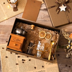 Set cafetera + caja regalo marrón + modelo a
