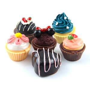 Dễ Thương <span class=keywords><strong>Cupcake</strong></span> Lipgloss Bán Buôn Không Có Logo <span class=keywords><strong>Mini</strong></span> <span class=keywords><strong>Lip</strong></span> <span class=keywords><strong>Gloss</strong></span> Vegan Tàn Ác Miễn Phí 6 Màu Sắc Nhãn Hiệu Riêng - Product Image 2