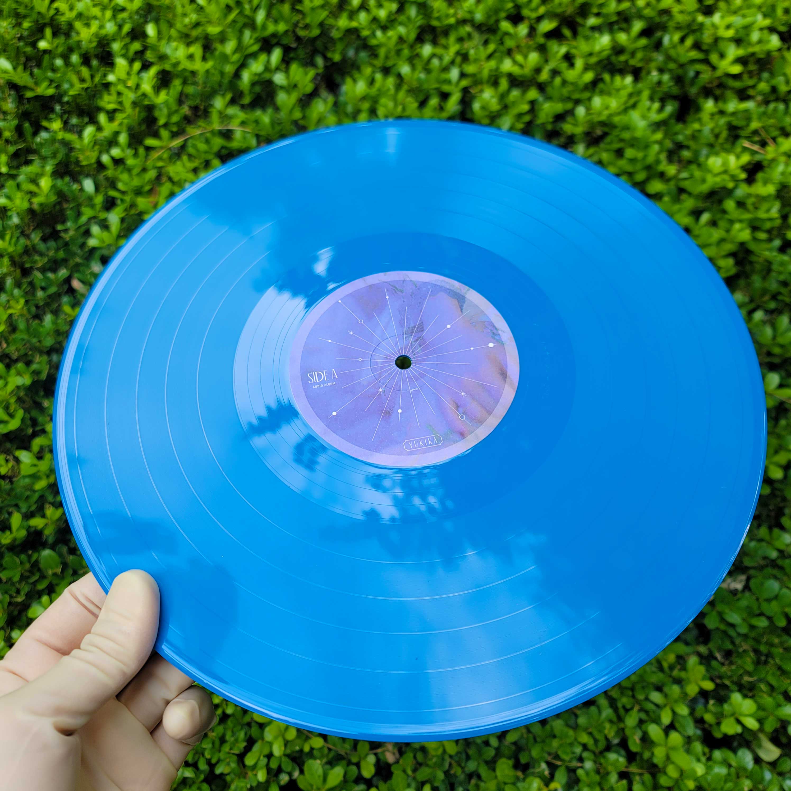Bleu opaque