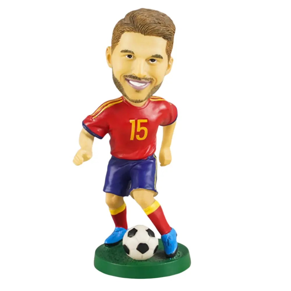 卸売ギフトカスタムサッカー選手置物樹脂3Dサッカー選手スーパースターボブルヘッド人形おもちゃフィギュア像