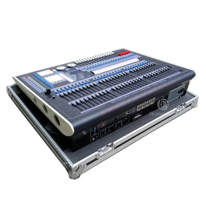 Fase di promozione illuminazione professionale perla 2010 LED Console di illuminazione DMX Controller con cassa di volo 2048 canali - Product Image 4