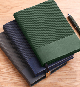 Cuadernos de empalme de rayas más gruesas Logotipo personalizado Diario de estilo simple con colgante para oficina