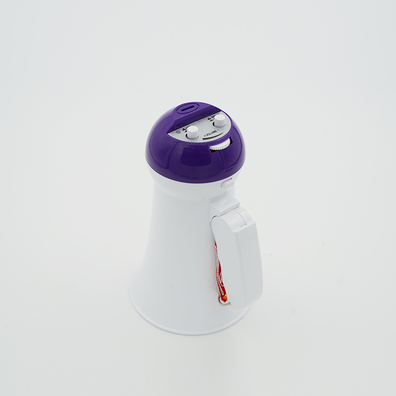 morado y blanco