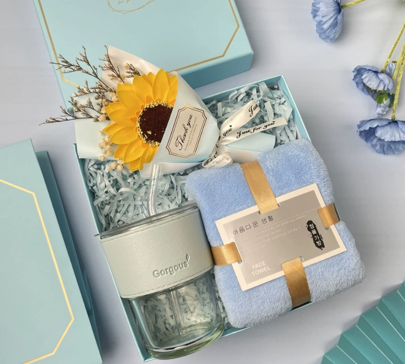 Tasse + serviette (35*75cm) + Décoration bouquet (Bleu)