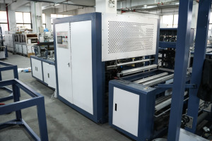 Máquina para fabricar bolsas no tejidas completamente automática de alta calidad y alta capacidad a la venta - Product Image 5