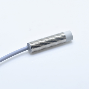 Biduk電圧出力Dc円筒形近接アナログショートボディフラッシュタイプ誘導センサーミニ - Product Image 6