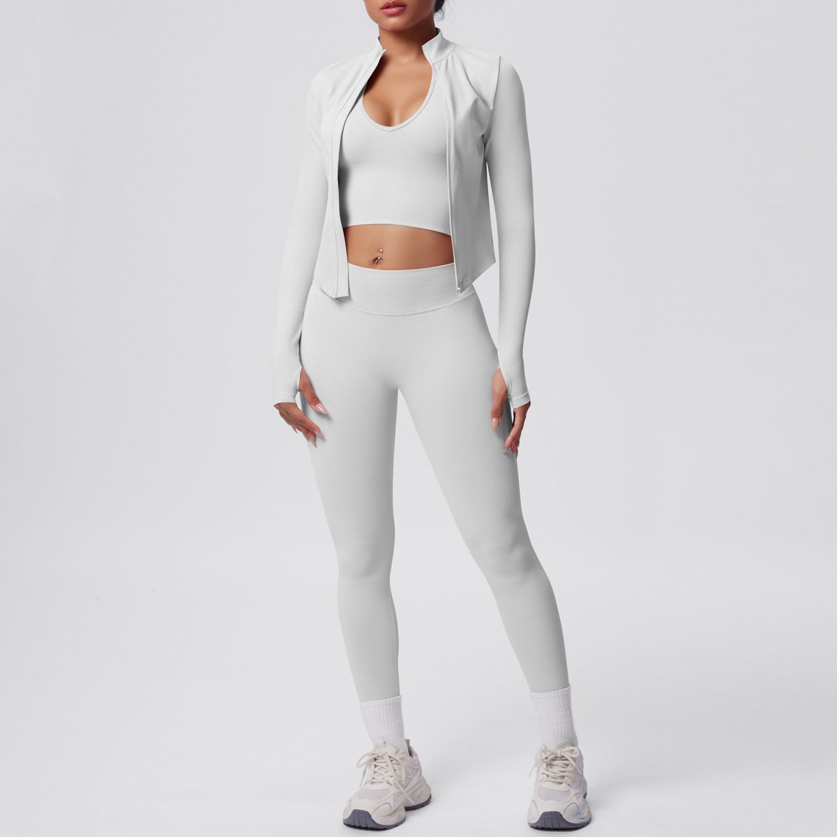 White jacket+pants+bra