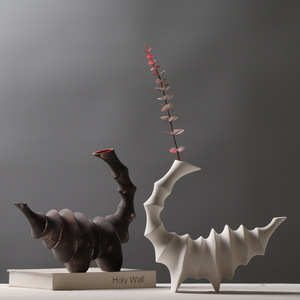 Không Thường Xuyên Bọ Cạp Hình Dạng Sáng Tạo Bình Gốm Trừu Tượng Hình Học Nghệ Thuật Thủ Công Mỹ Nghệ Đồ Trang Trí Nội Thất Mộc Mạc Sứ Hoa Bình - Product Image 1