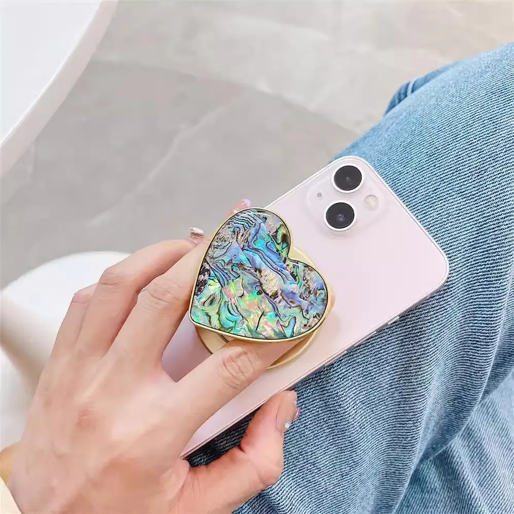 Wholesale High Quality Acrylic Mobile Phone Grip With Heart-Shaped Design Phone Socket Custom Logo For Cell Phone Grip