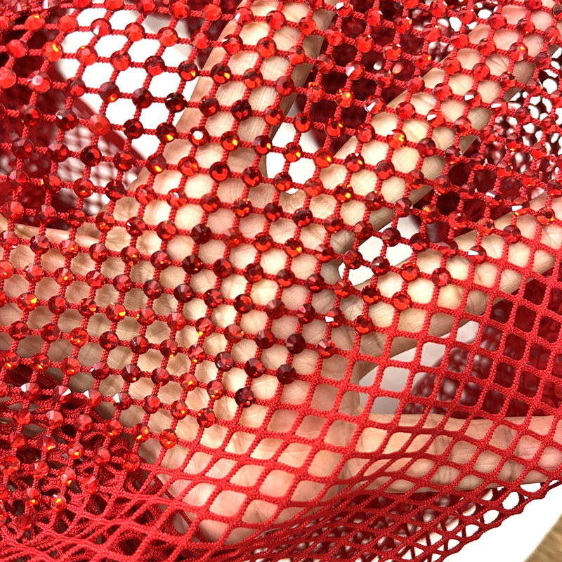 Maille rouge + pierre rouge