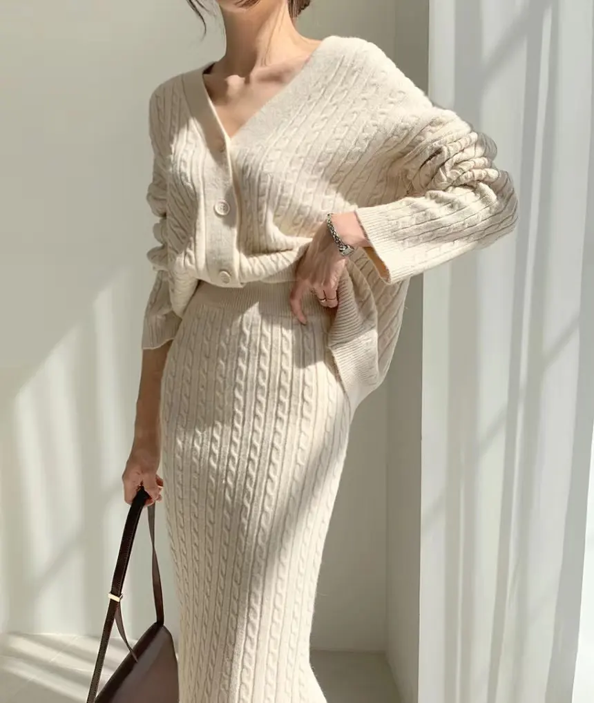 Mùa Đông 2023 Cộng Với Kích Thước Phụ Nữ Cáp Áo Len Len Cashmere Đan Váy Và Áo Len Hai Mảnh Thiết Lập Phổ Biến