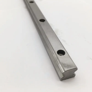 100% Original Hiwin HGR15 HGR20 HGR25 HGR30 HGR35 HGR45 HGH15CAZAC Guideway Linear Rail Block