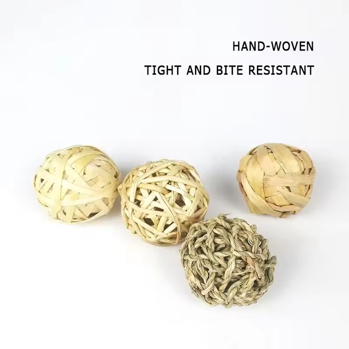 Natural Grass Ball Rabbit Toy Grinding Teeth Handmade Hamster Grinding Teeth Chewing Toy Guinea Pig Toys