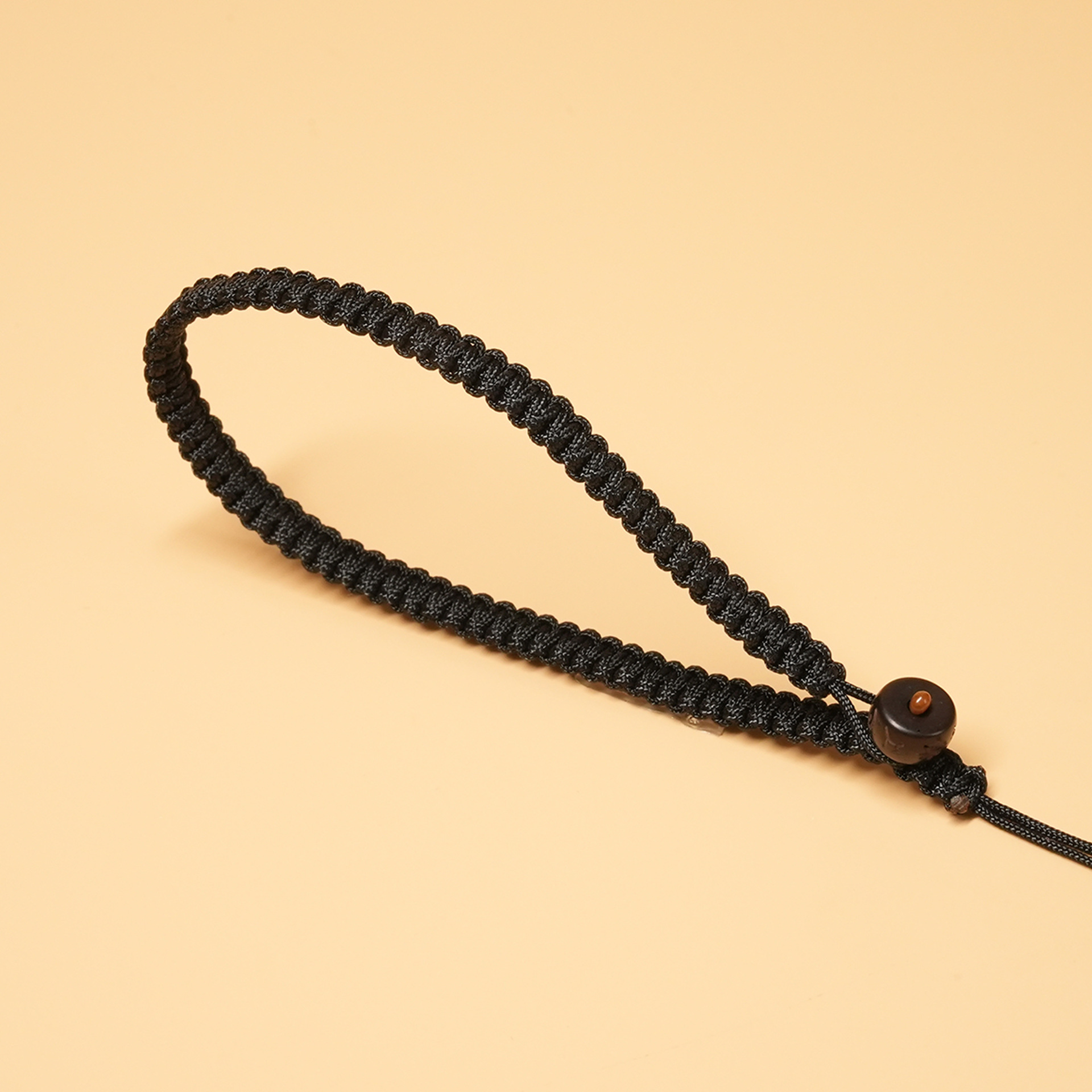 Mantra noir à six syllabes