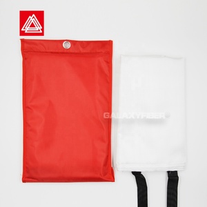 Las mantas ignifugas SE pueden usar Para cubrir EL Fuego Sin ensuciar con Los extintores - Product Image 4