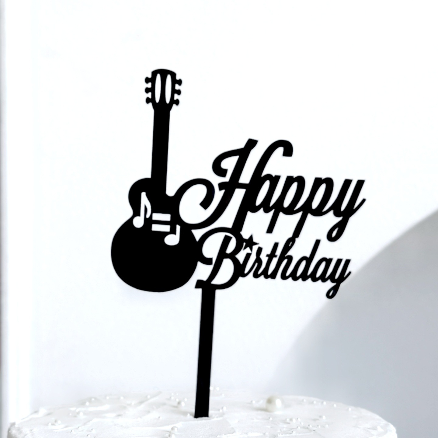 Black - Bass's Birthday Happy (approx. 10 cm wide)