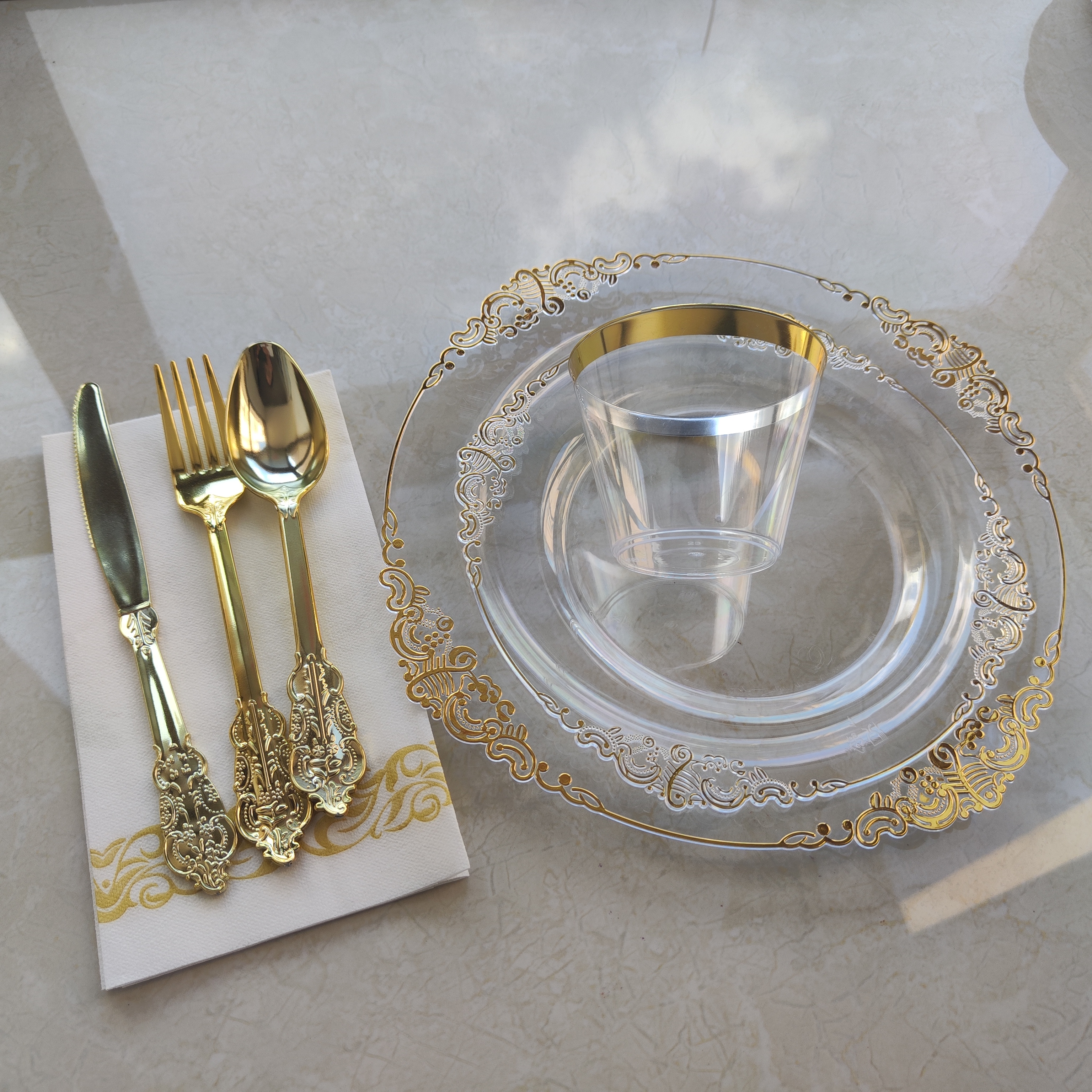 clair avec de l'or