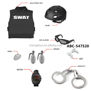 LK ชุดของเล่นทหารสำหรับเด็กหน่วยสวาทเซตของเล่นตำรวจหุ่นจำลองเสื้อกั๊กกันกระสุนหมวกกันน็อคแว่นตาป้ายระเบิดมือ - Product Image 3