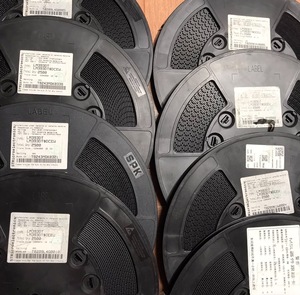 1N5662A ตัวควบคุมลอจิกชิ้นส่วนอิเล็กทรอนิกส์ IC - Product Image 3