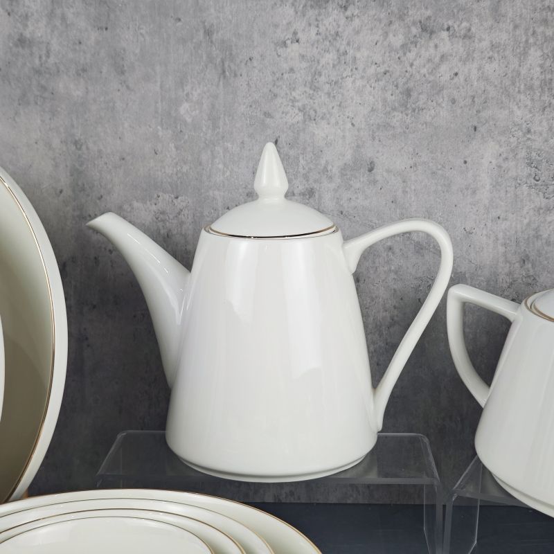 New Bone China New European Style Fancy White Design Good Quality Good Price Ceramic Dinnerware Set 4