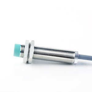 Sensor de proximidad inductivo de NBN4-12GM50-E0-V1, distancia de trabajo nominal, enchufe conector de 4mm, M12 x 14 pines, función de interruptor normalmente abierto - Product Image 1