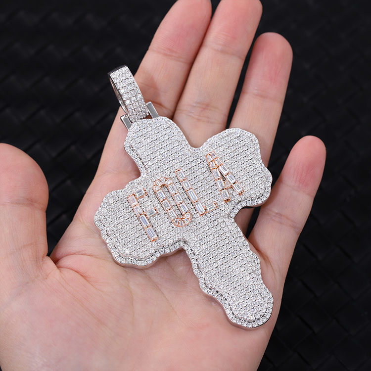 Pendentif croix-moissanite argent