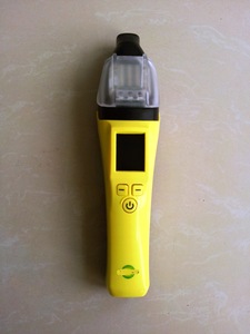 AT7000 Berührungs loser Alkohol <span class=keywords><strong>tester</strong></span> mit farbigem LED-Licht LCD-Display Schneller Screening-Brennstoffzellen-Alkohol <span class=keywords><strong>tester</strong></span> - Product Image 2