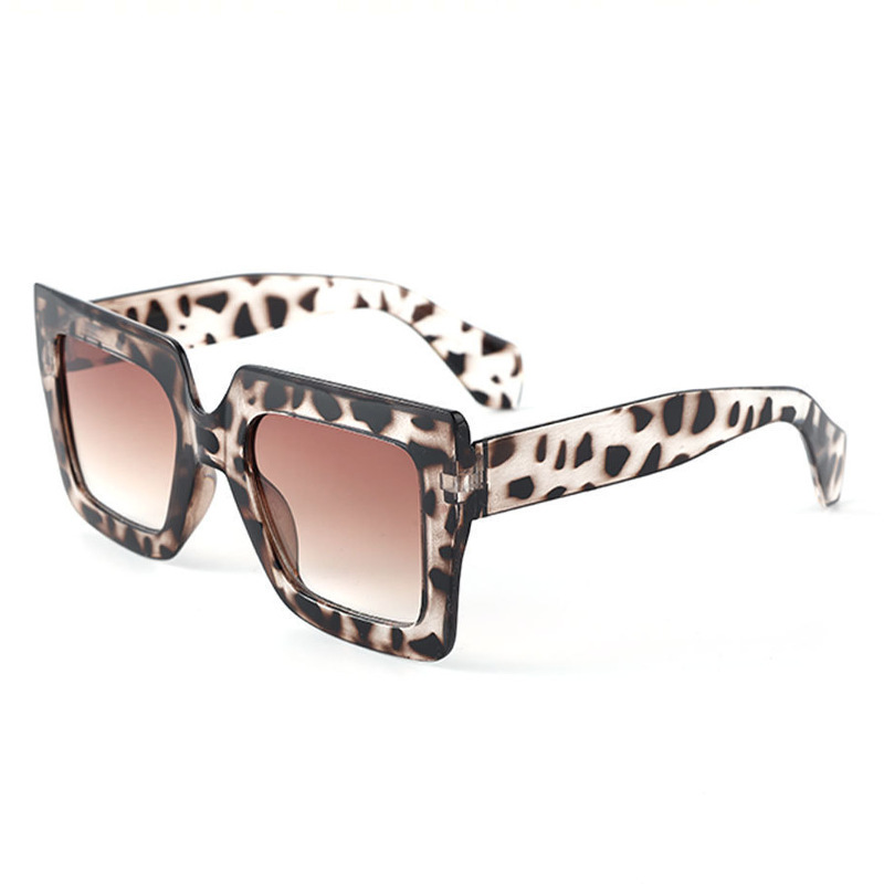 Leopard Brown