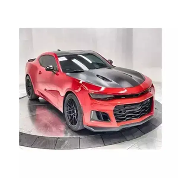 Vendita calda 2018 Chevrolet Camaro 1SS 2dr Coupe 8cyl veicolo usato fresco rosso e nero coupé a basso prezzo in vendita