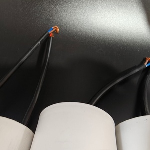 工厂原装CBB60系列电容器1uf-100uf 450V护套电线底部螺钉安装库存