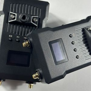 Movmagic 5G WiFi Transmisor de video inalámbrico Pantalla a color OLED Transmisión de largo alcance de latencia ultrabaja - Product Image 2