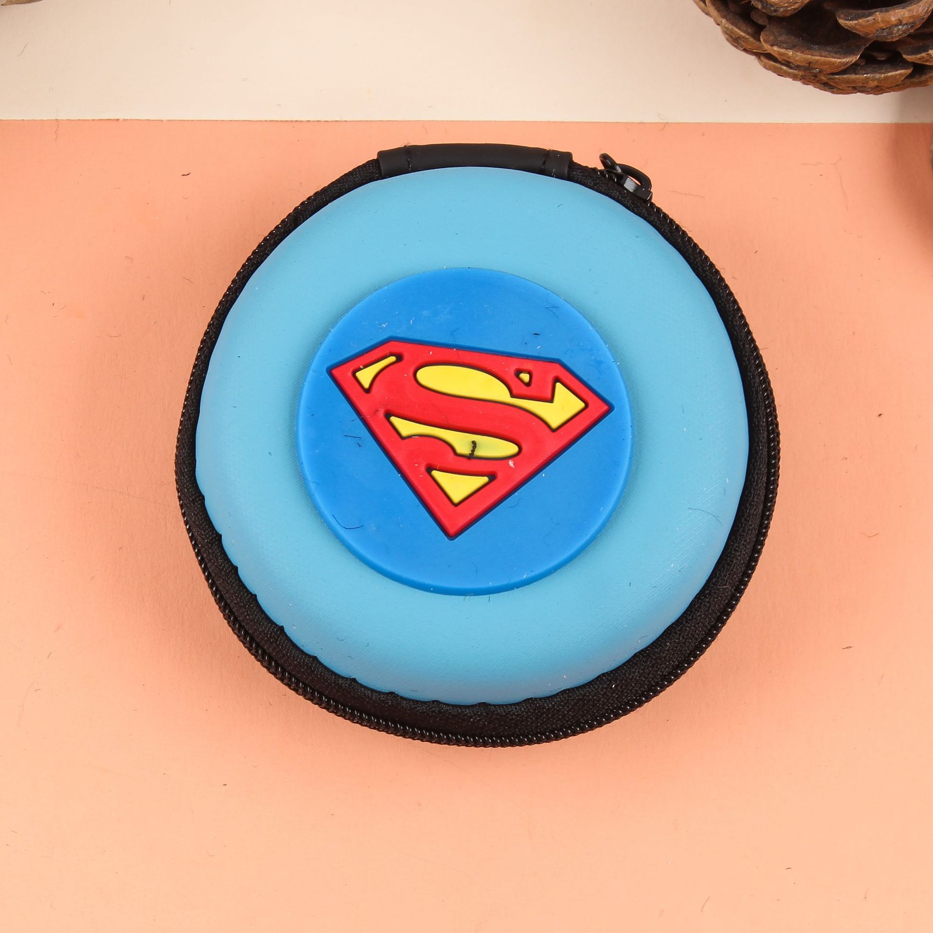 Insignia de superhombre azul