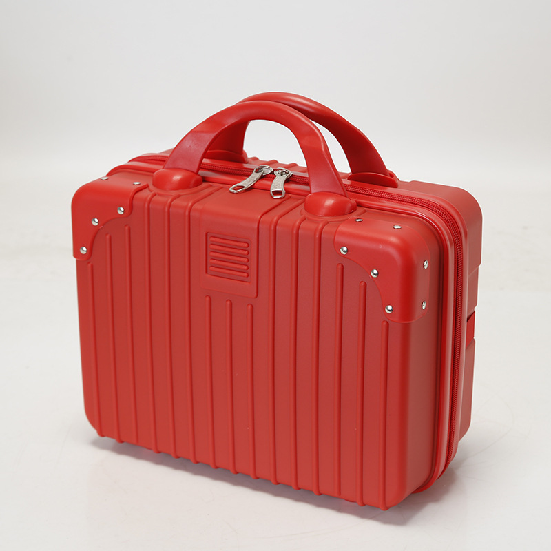 Double corner rivet style (bright red)