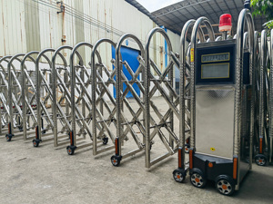 Hnt Telescopic đường lái xe cơ giới hàng rào trượt hệ thống cổng Chính tự động mở rộng kho ngoài trời trượt cổng có thể thu vào - Product Image 5