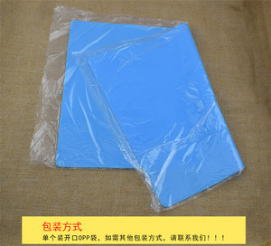 无双酚a食品级环保定制硅胶儿童餐垫防滑婴儿喂奶桌垫，设计可爱