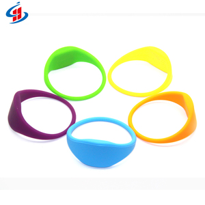 Free Sample 13.56MHz F08 Dual Color NFC Payment Wristband with RFID Communication Interface for Access Control Card - Product Image 4