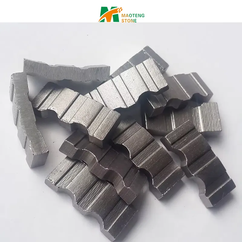 Segmento de diamante de perforación de hormigón reforzado, calidad estable de fábrica, tipo de ranura recta, para brocas de núcleo