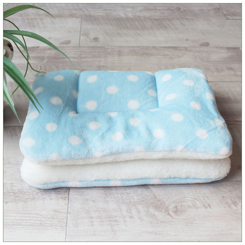 Light blue dots