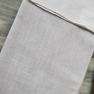 Échantillon de tissu de rideaux et de cantonnières en dentelle à motif floral délicat - Product Image 5