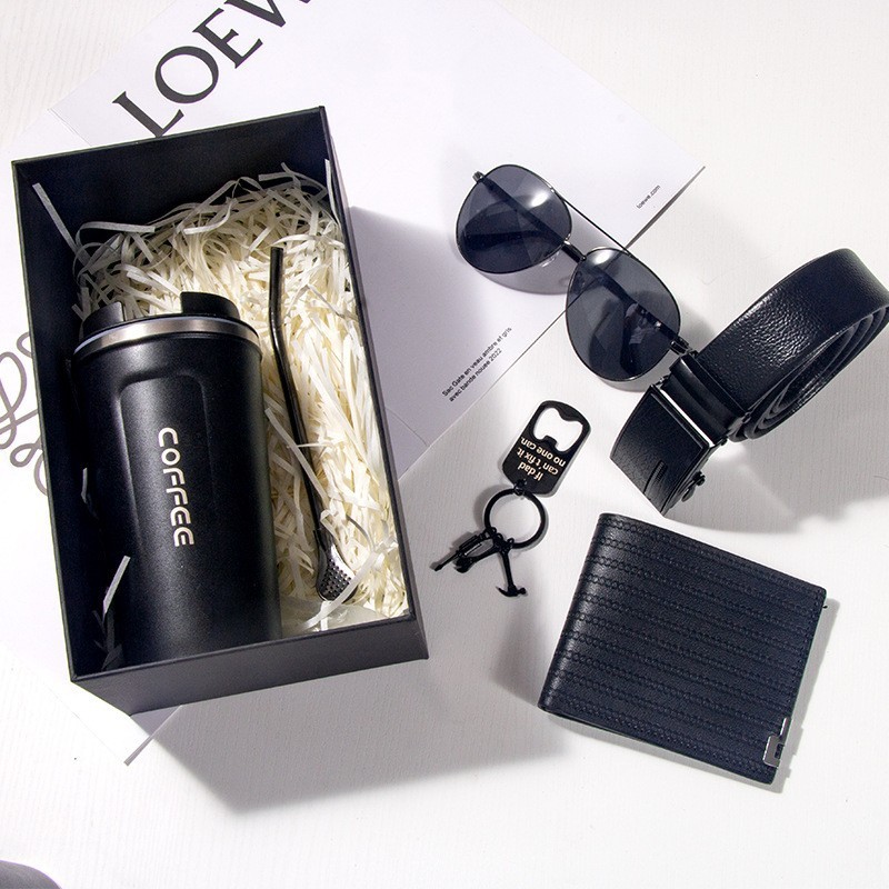 Llavero de taza de café Wenwen, tubo de succión, cuchara, gafas de sol, billetera